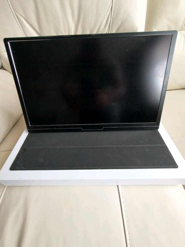 electriQ eiQ-15FHDPM 15.6\